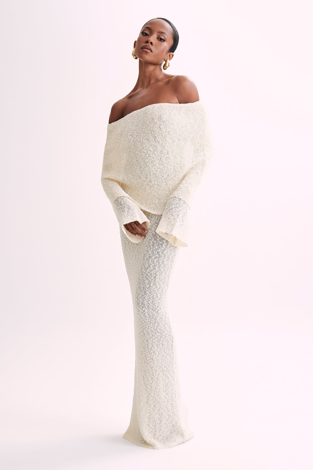 Klaudia | Sukienka maxi bouclé z dekoltem off-shoulder