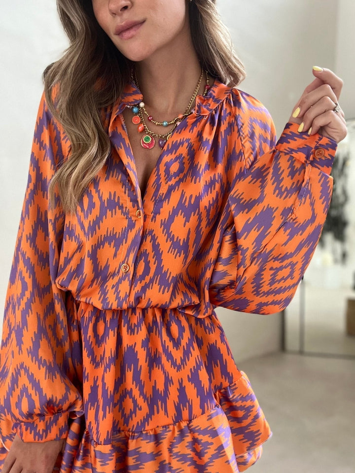 Chloé | Elegancka Mini Sukienka z Satynowym Wykończeniem